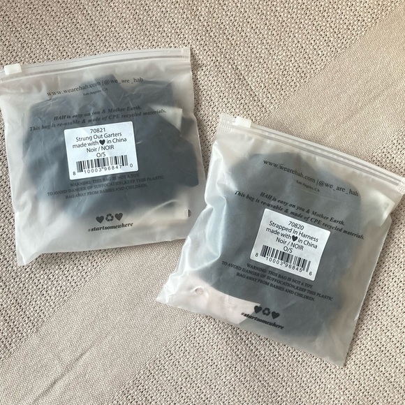 We Are HAH Garter + Harness Set Black - Picture 3 of 7